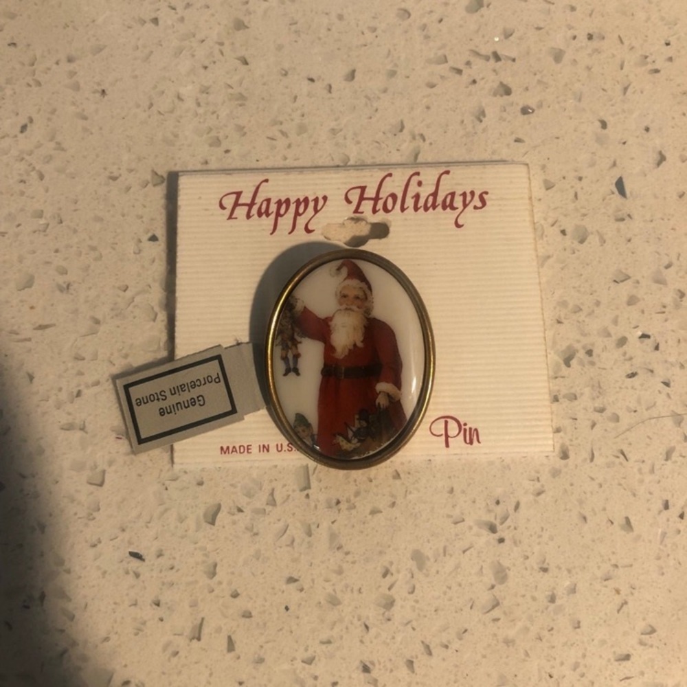 Ruby Lane Christmas Saint Nicholas Transfer Round Pin Brooch